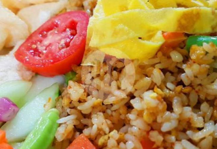 Nasi Goreng Mamake: Kebanggaan Kuliner Cilacap yang Menggoda